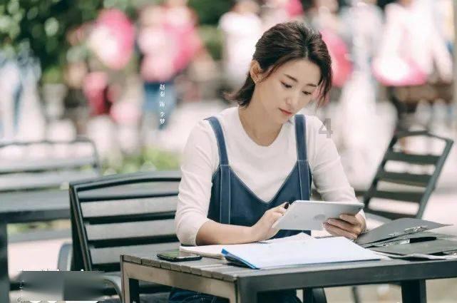 说女人黑凤梨什么意思？游戏画面