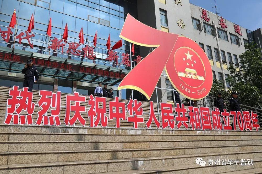 塑料恐龙真的是用恐龙做成的吗?